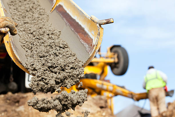 Best Custom Concrete Contractor  in Mishawaka, IN